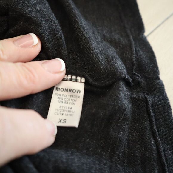 Monrow HT2337MHJ Women's Sz XS Black Heather Relaxed Fit Crew Neck Tee Shirt - Picture 4 of 4